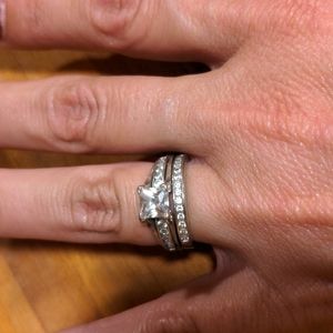 Size 7 channel set wedding set